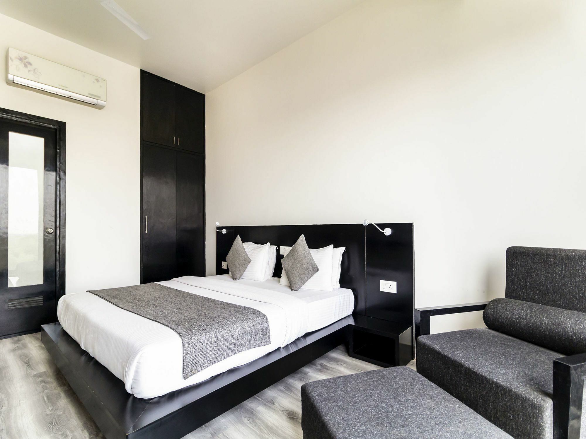 The Saneer Jaipur Hotel Eksteriør billede